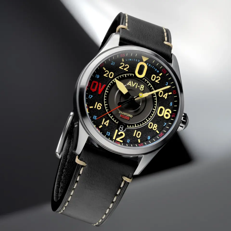 AVI-8 Spitfire AV-4149-01 N3200 Imperial War Museums 24 Hour Automatic Limited Edition Erkek Kol Saati