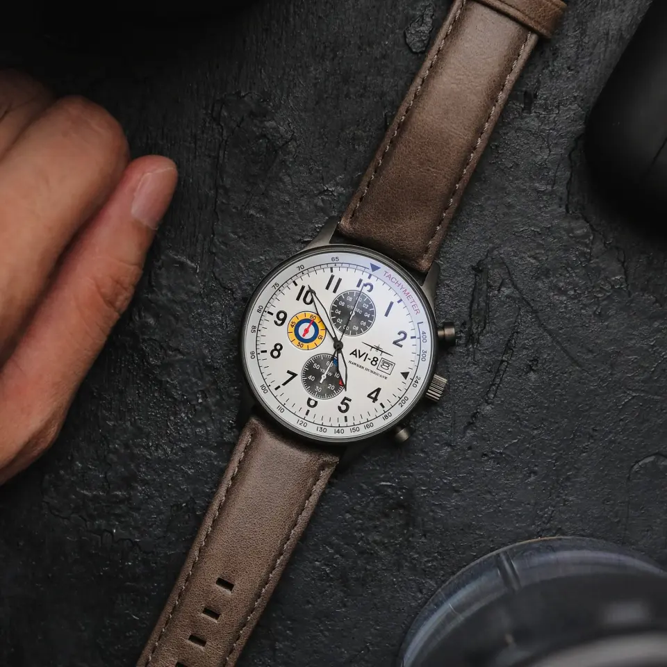AVI-8 Hawker Hurricane Classic Chronograph AV-4011-0B Erkek Kol Saati