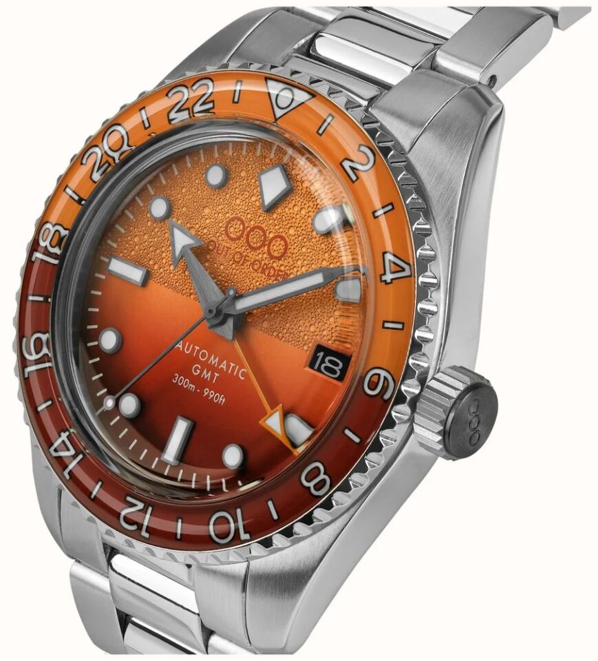 OUT OF ORDER OOO.001-25.NE.BAND NEGRONI AUTOMATIC GMT - ULTRA BRUSHED ERKEK KOL SAATİ
