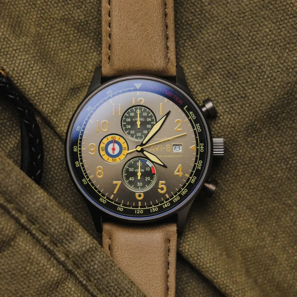 AVI-8 Hawker Hurricane Classic Chronograph AV-4011-0E Erkek Kol Saati